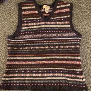 Women’s Medium Stripe Designed Sweater Vest